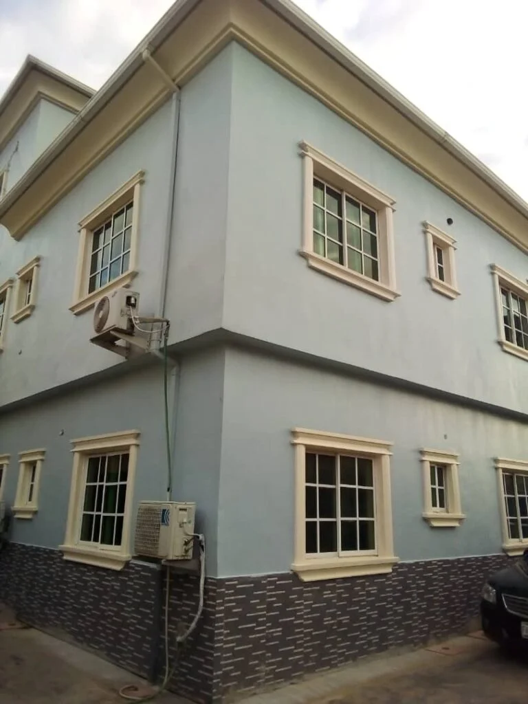 HOUSE FOR SALE AT AMUWO ODOFIN